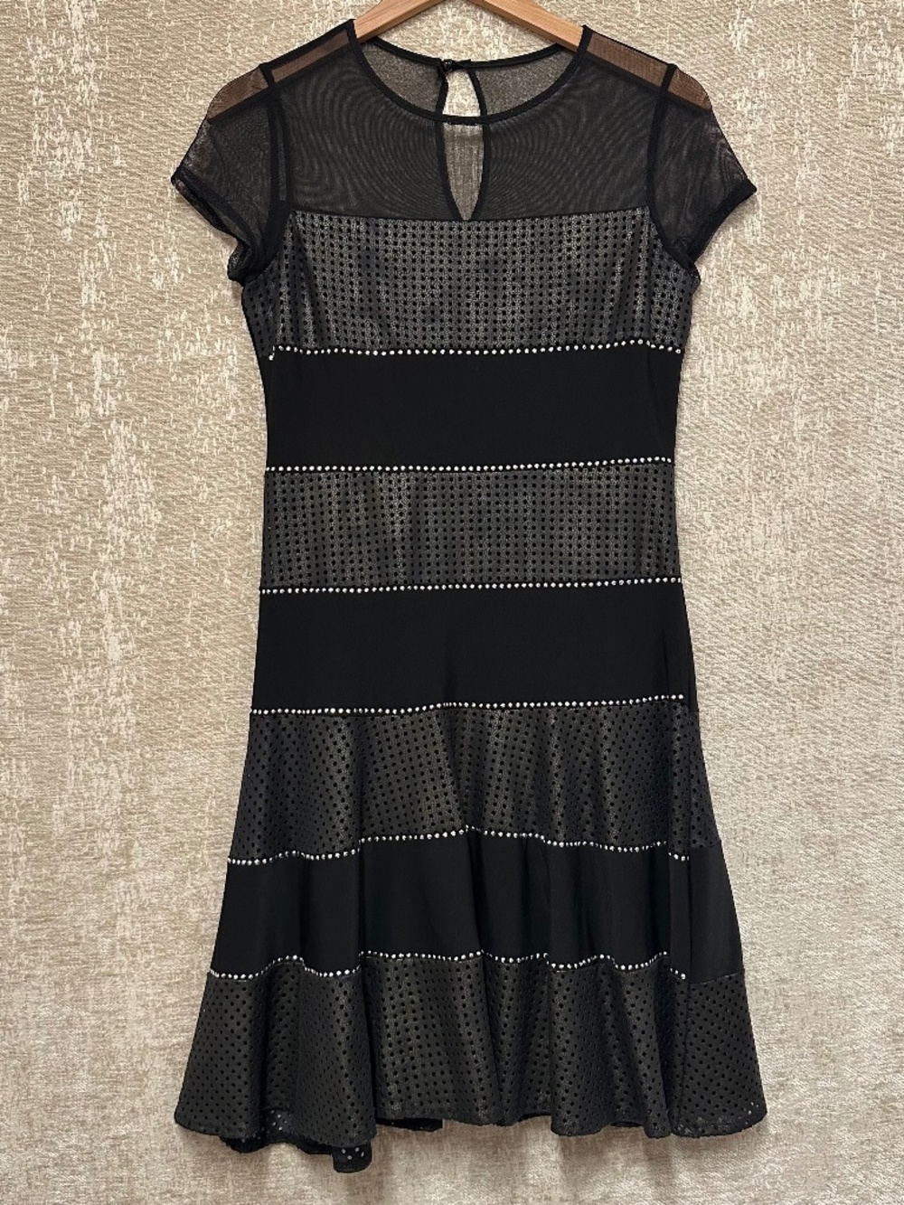 Frank Lyman Design Black dress with studded detail Dress size 6